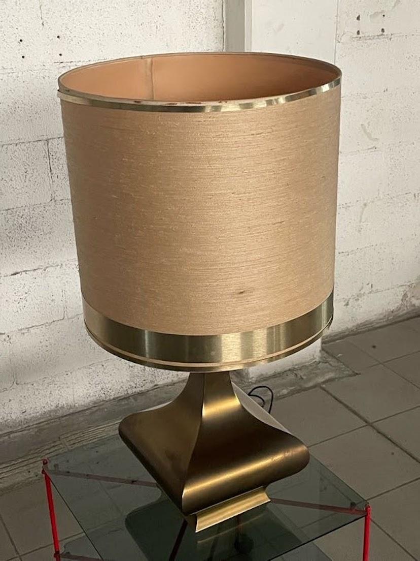 Lampe de table en laiton des années 1970 en vente 5