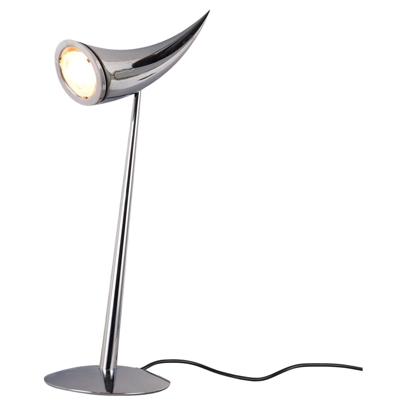 Lampada da tavolo Arà di Philippe Starck per Flos Anni 80-90