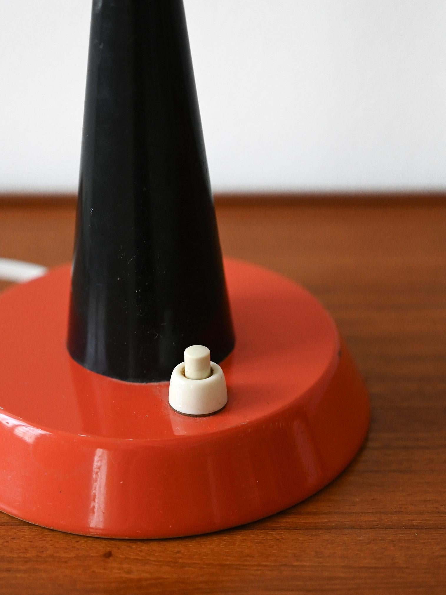 Orange table lamp In Good Condition For Sale In Brescia, IT