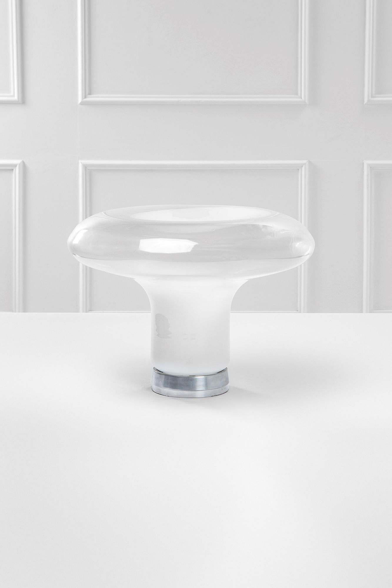 Metallo Lampada da tavolo Artemide Modello Lesbo di Angelo Mangiarotti.