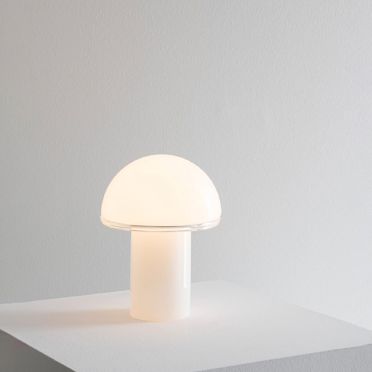 Artemide Tischleuchte Modell Onfale Piccolo von Luciano Vistosi im Zustand „Hervorragend“ in Taranto, IT