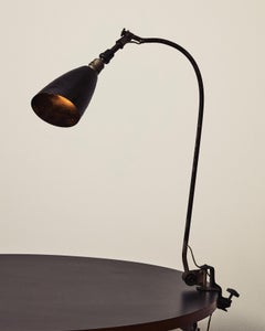 Lampe de table à pince en métal Bahuahus, années 1930