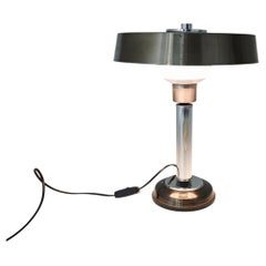 Lámpara de mesa cromada Producción Moderna de mediados de siglo Italia 1960/70