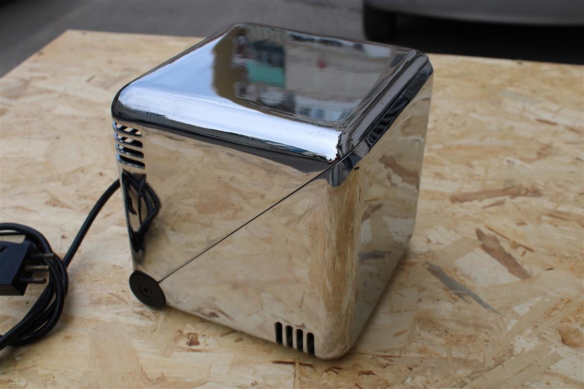 Space Age 1970s Cube Table Lamp in Chrome Metal Nanda Vigo Style In Good Condition For Sale In Palermo, Sicily