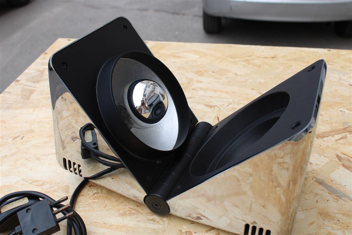 Late 20th Century Space Age 1970s Cube Table Lamp in Chrome Metal Nanda Vigo Style For Sale