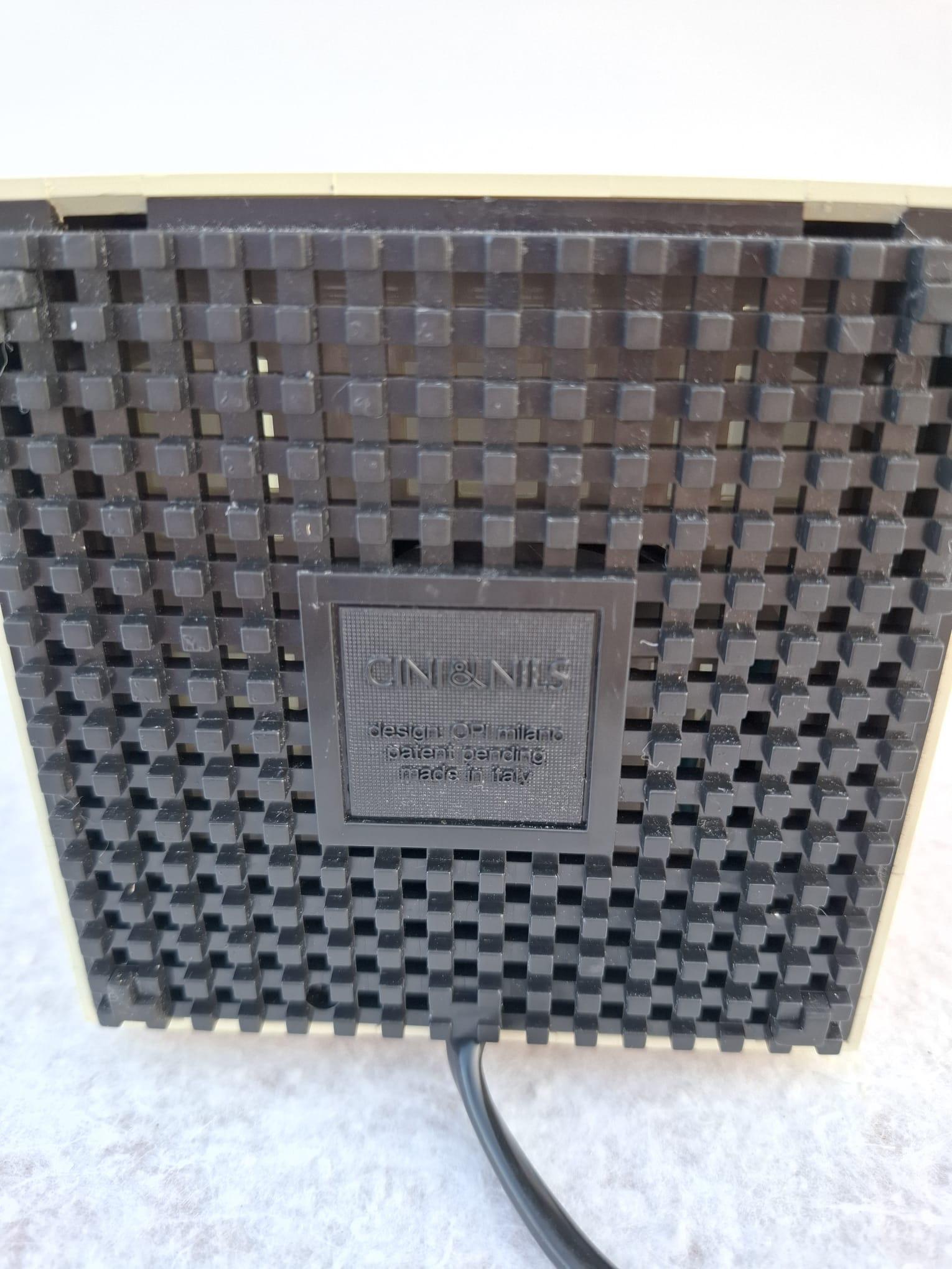 Lampe de table Cuboluce Cini&Nils Design OPI Milano Patent Pending, 1970 en vente 1