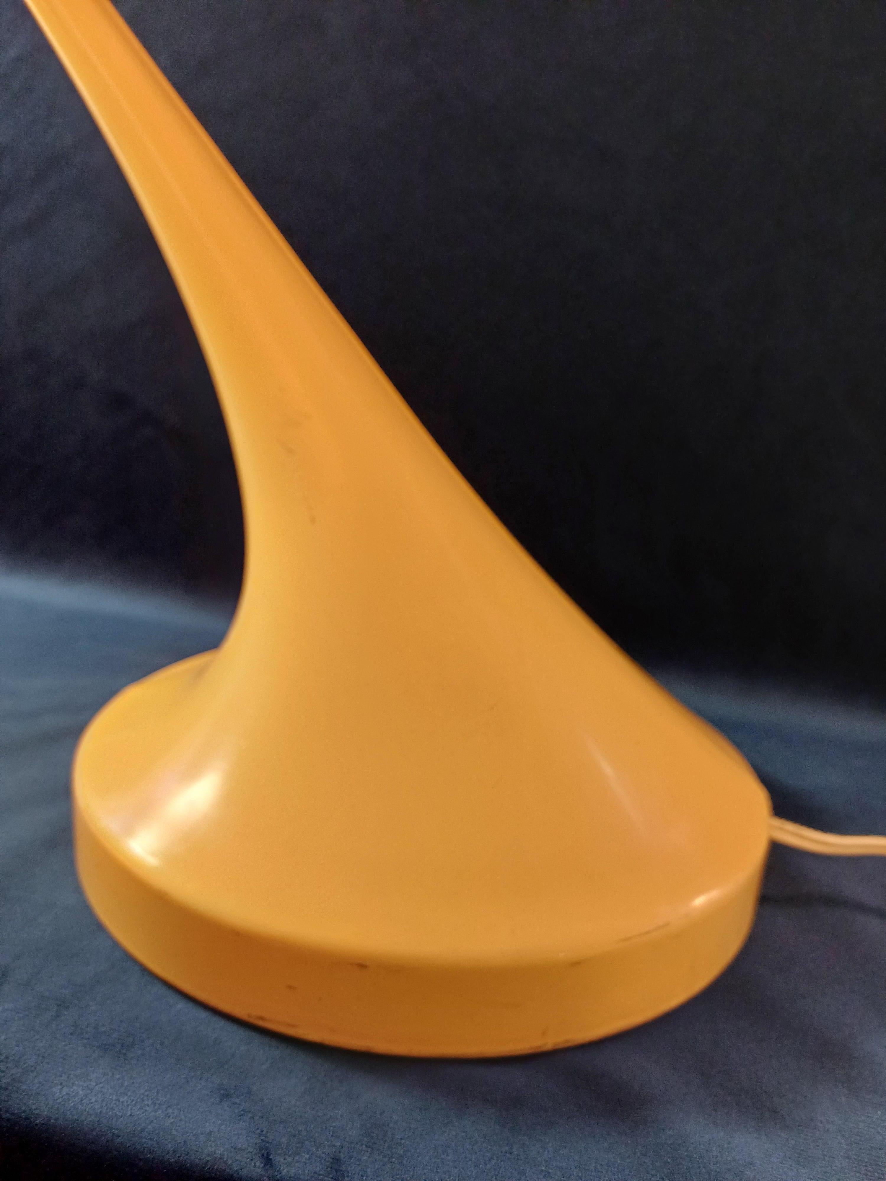 Plastic Table lamp by Silfio Roberto Lera for Nucleo Division for Sormani For Sale