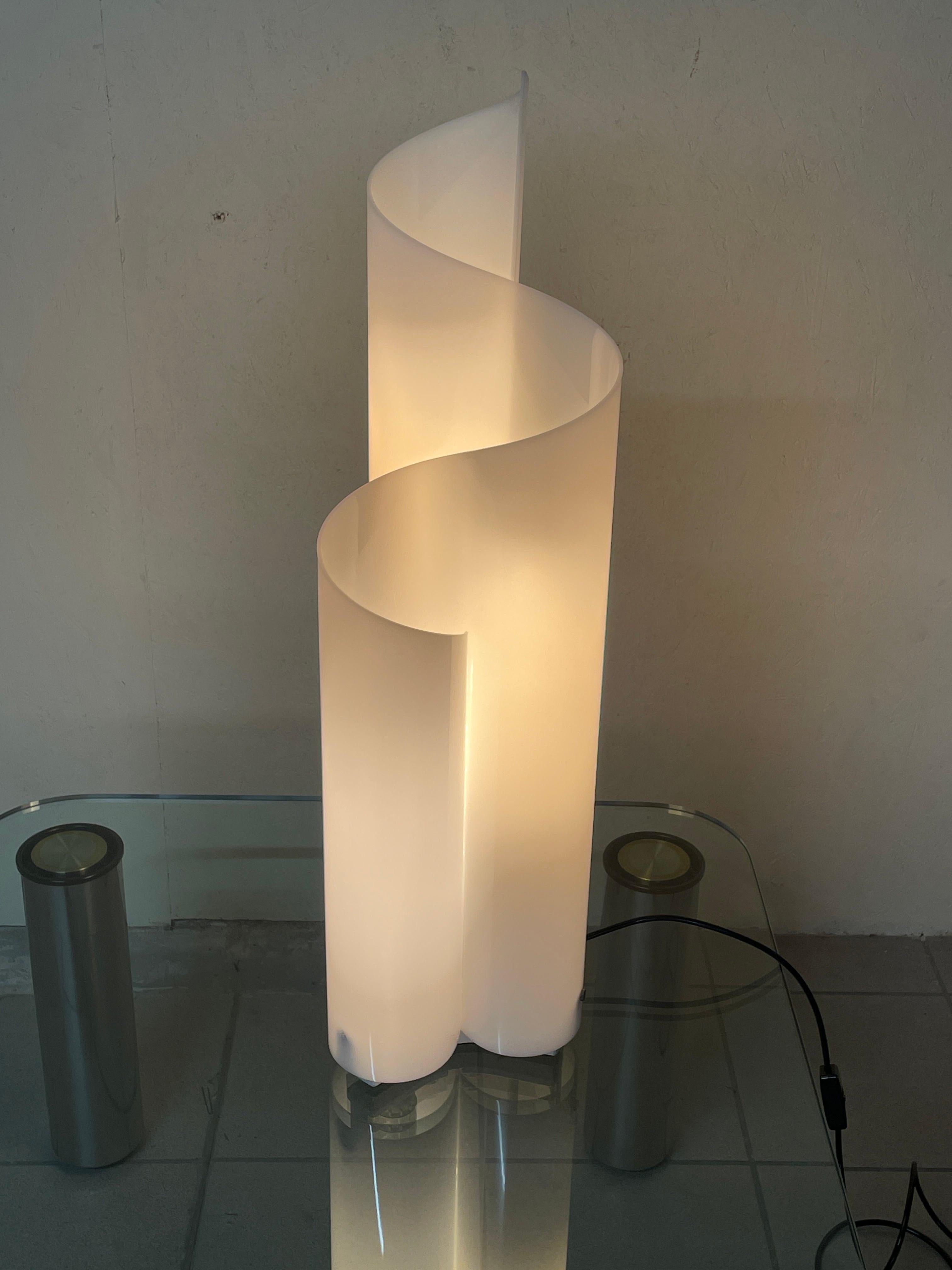 Lampada da tavolo di Vico Magistretti per Artemide, 1969 Italian en venta