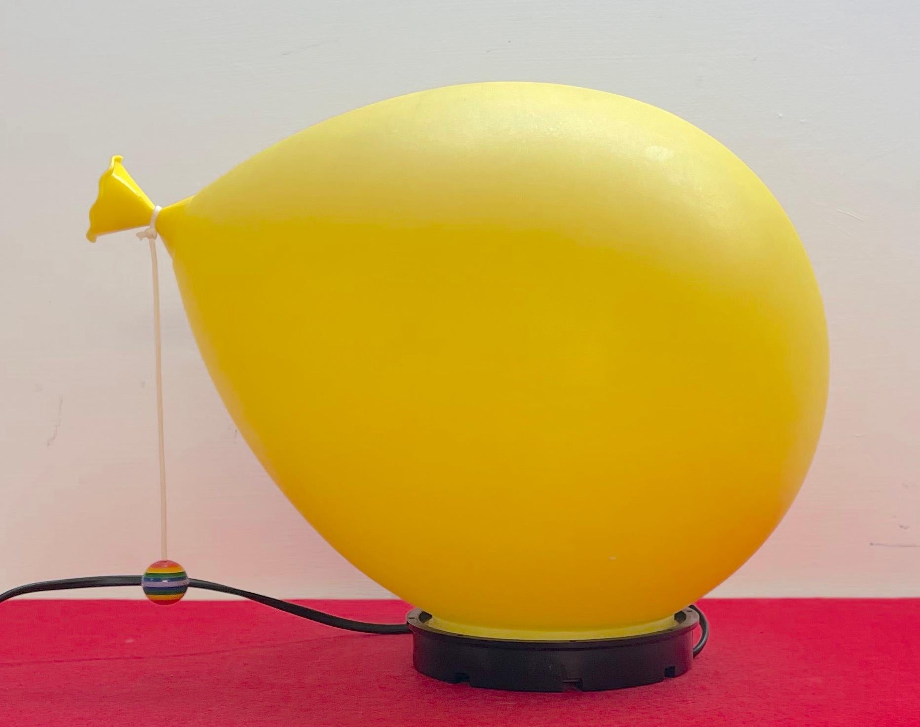 Mid-Century Modern Lampada Da Tavolo Di Yves Christin Balloon Di Yves Christinfor Bilun, 1970