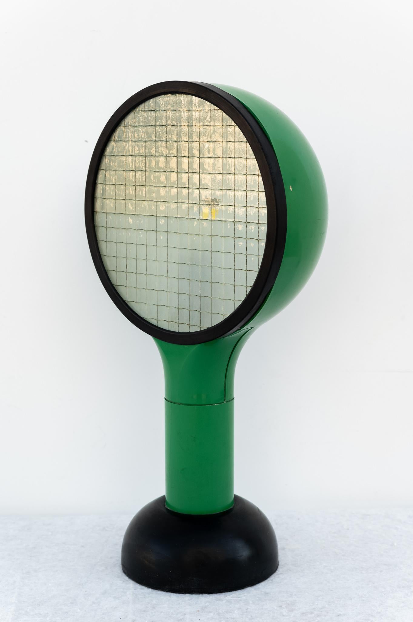 Lámpara de mesa Drive verde de Adalberto Dal Lago para Bieffeplast-Francesconi en Bueno estado para la venta en Bastia Umbra, IT