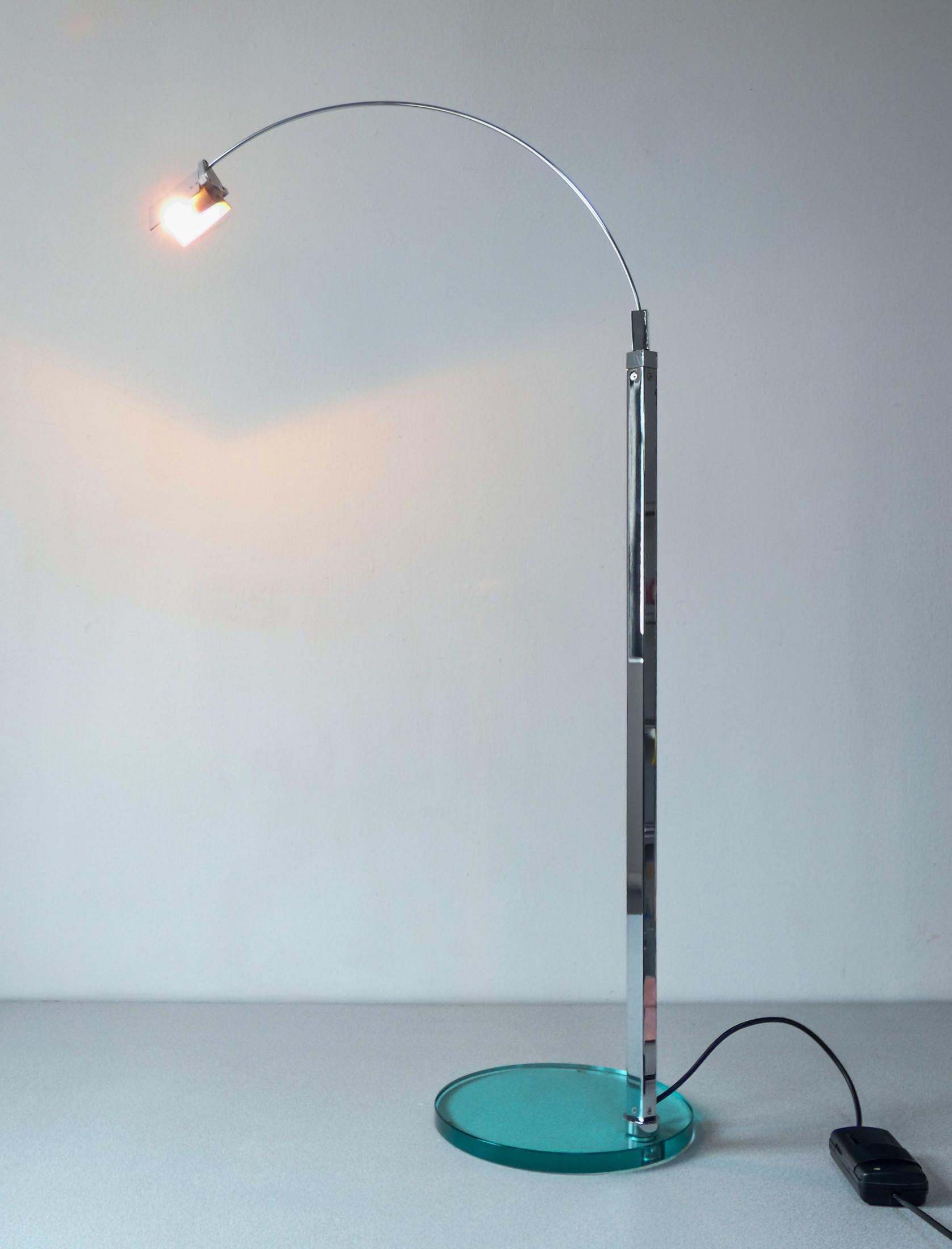 Italian Falena table lamp, design Alvaro SIZA VIEIRA for Fontana Arte. 1990s For Sale