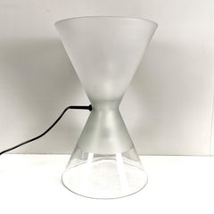 Lampada da tavolo "Ambigua disegnata da Guido Rosati per Fontana Arte