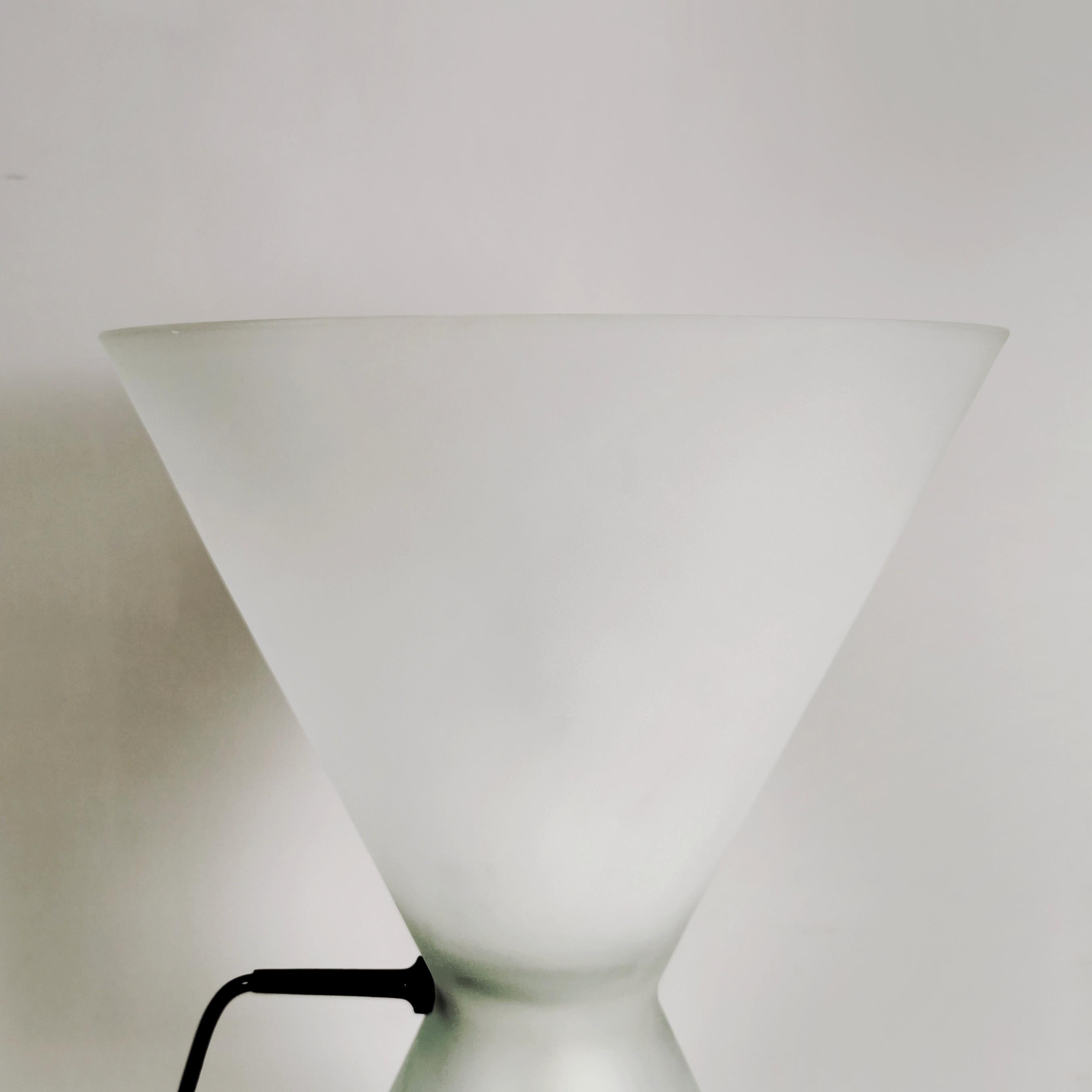Verre Lampada da tavolo Ambigua  disegnata da  Guido Rosati pour Fontana Arte en vente