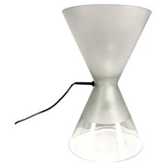 Lampada da tavolo Ambigua  disegnata da  Guido Rosati pour Fontana Arte