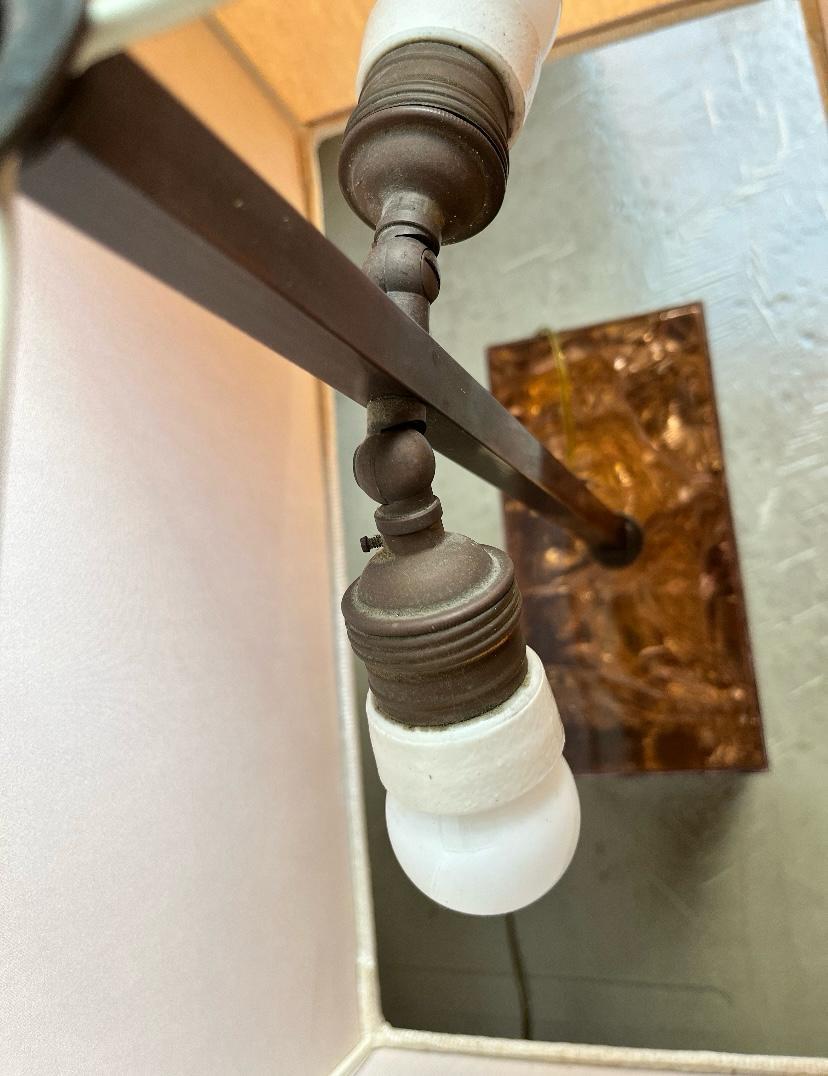 French table lamp with plexi base and brass details, 1970s, Italy For Sale 3