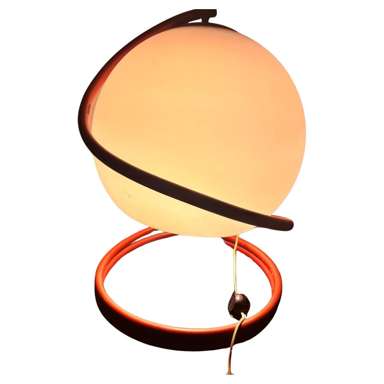 How can you tell if a brass lamp is vintage?