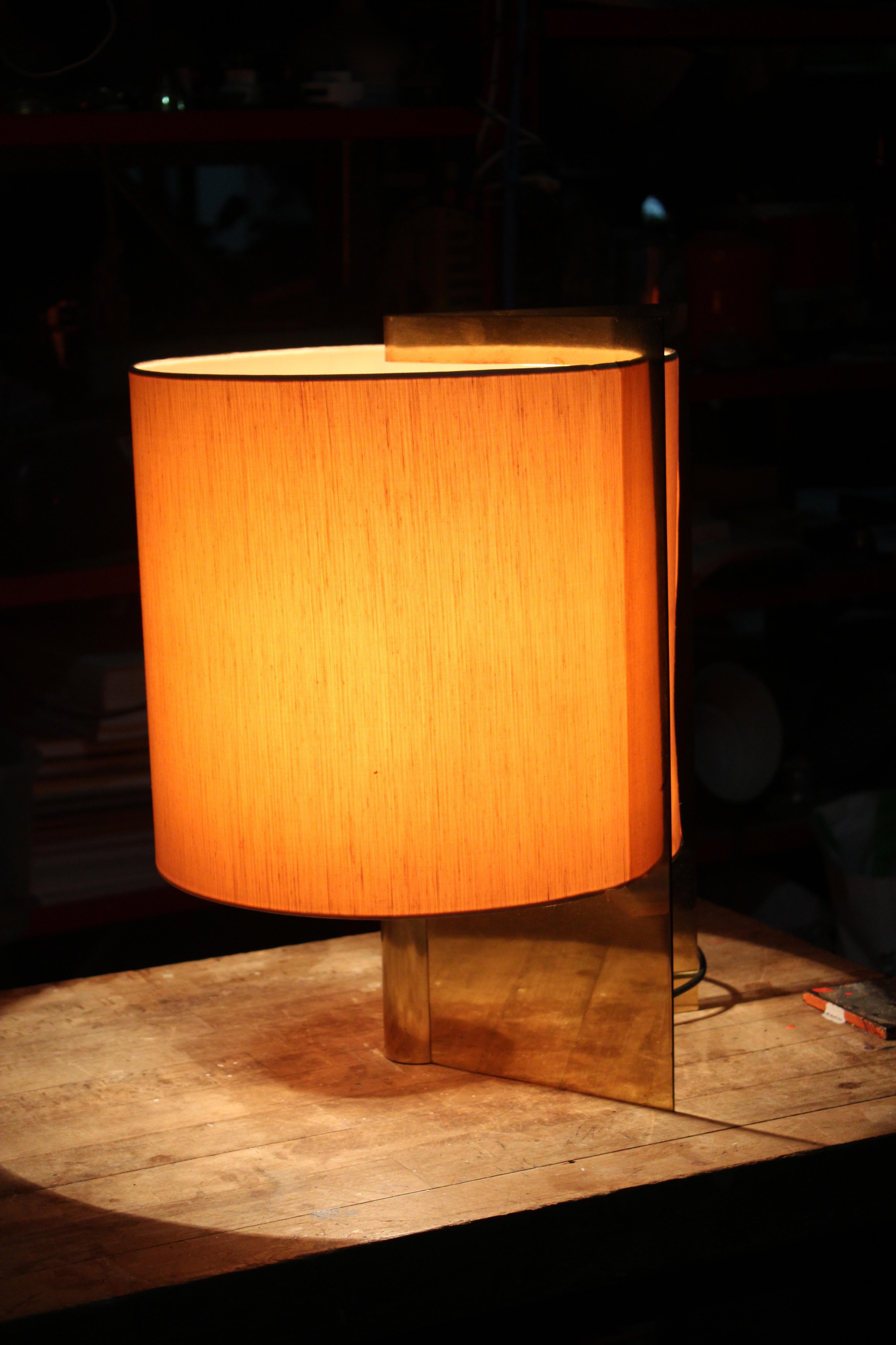 Late 20th Century Giuliana Gramigna Table Lamp Modern and Minimalist Design 1970 Italy For Sale