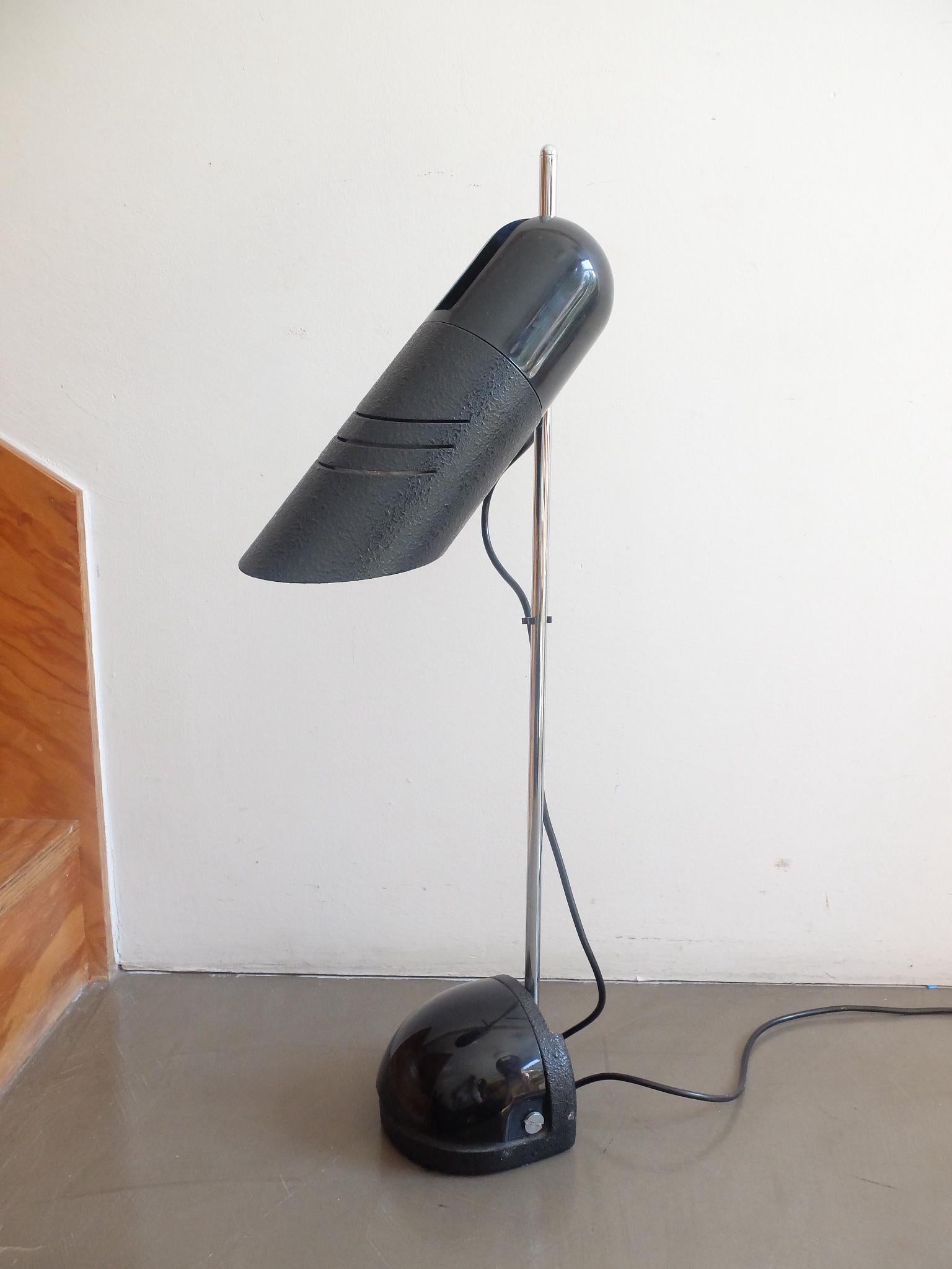 Italian Lampe de table Gualdino, Guzzini design Carlo Urbinati, Italie, années 1970 en vente