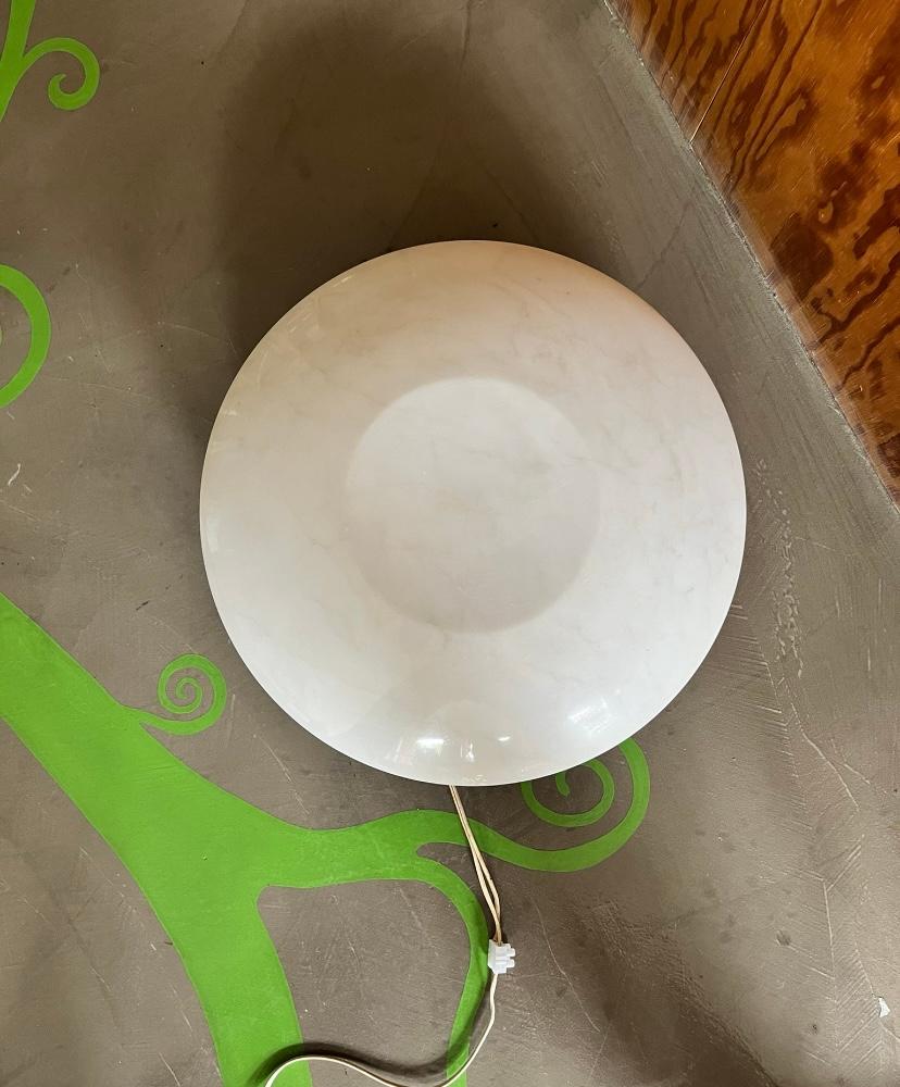 Lampada da tavolo in cemento e marmo, fine anni '70 / inizio '80 In condizioni buone in vendita a Milano, IT