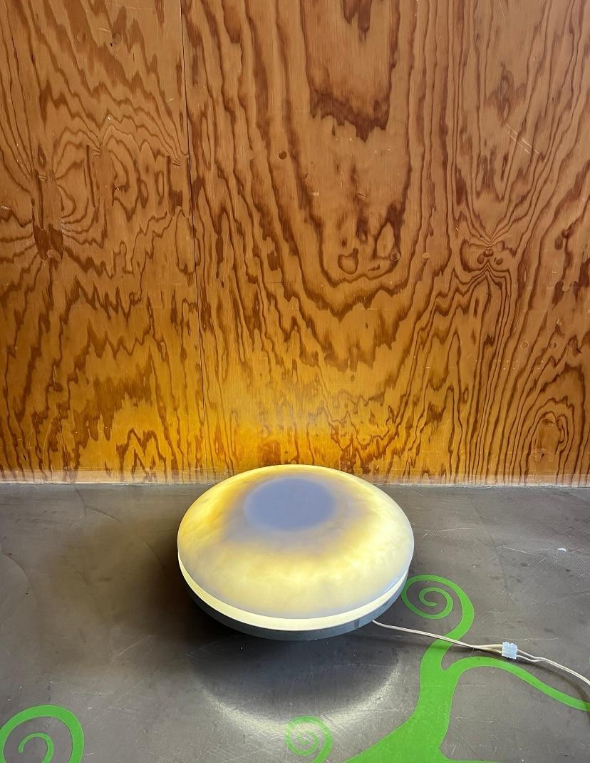 Late 20th Century Lampada da tavolo in cemento e marmo, fine anni '70 / inizio '80 in vendita