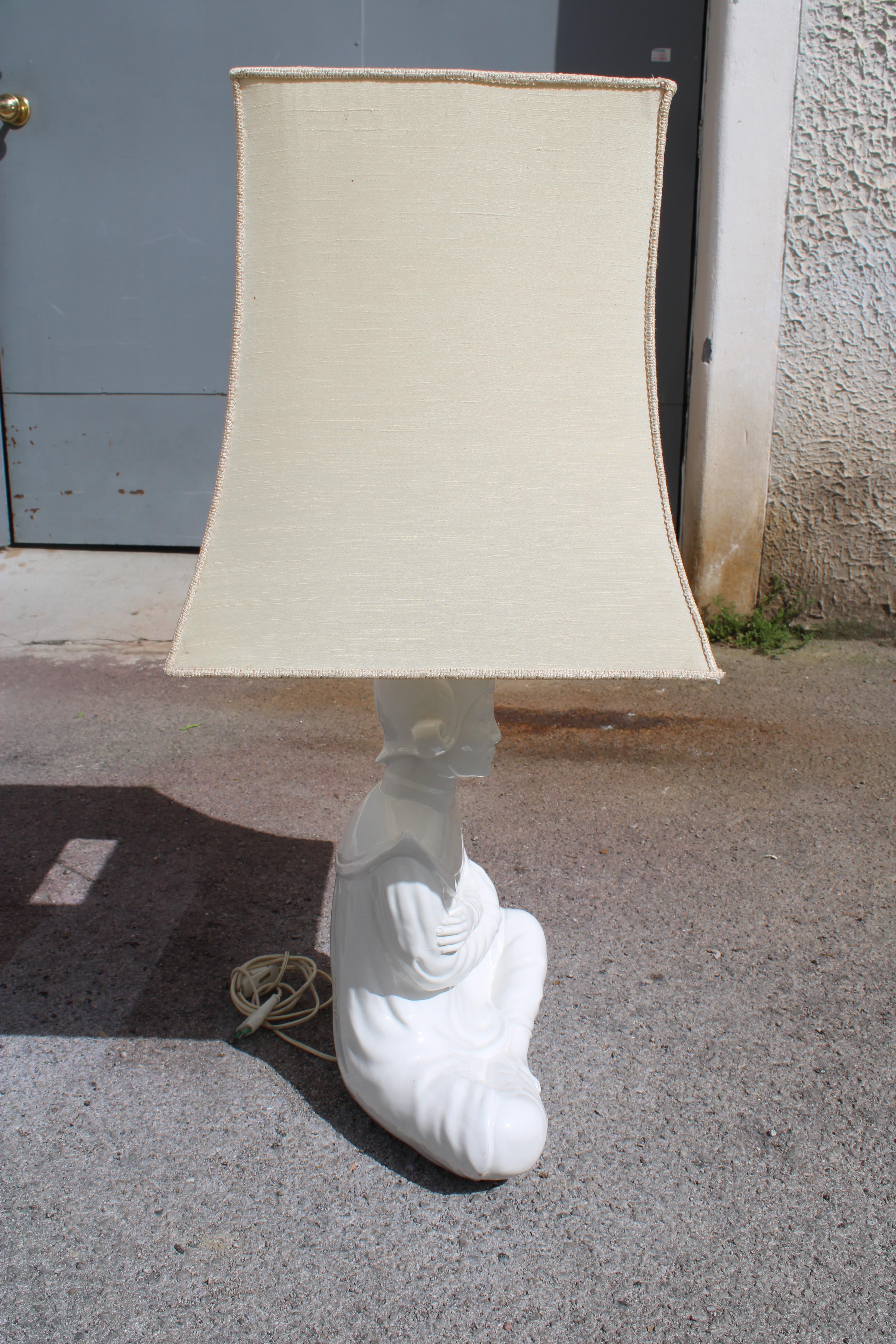 White Ceramic Table Lamp Southern Nurseries Rome 1970s For Sale 6