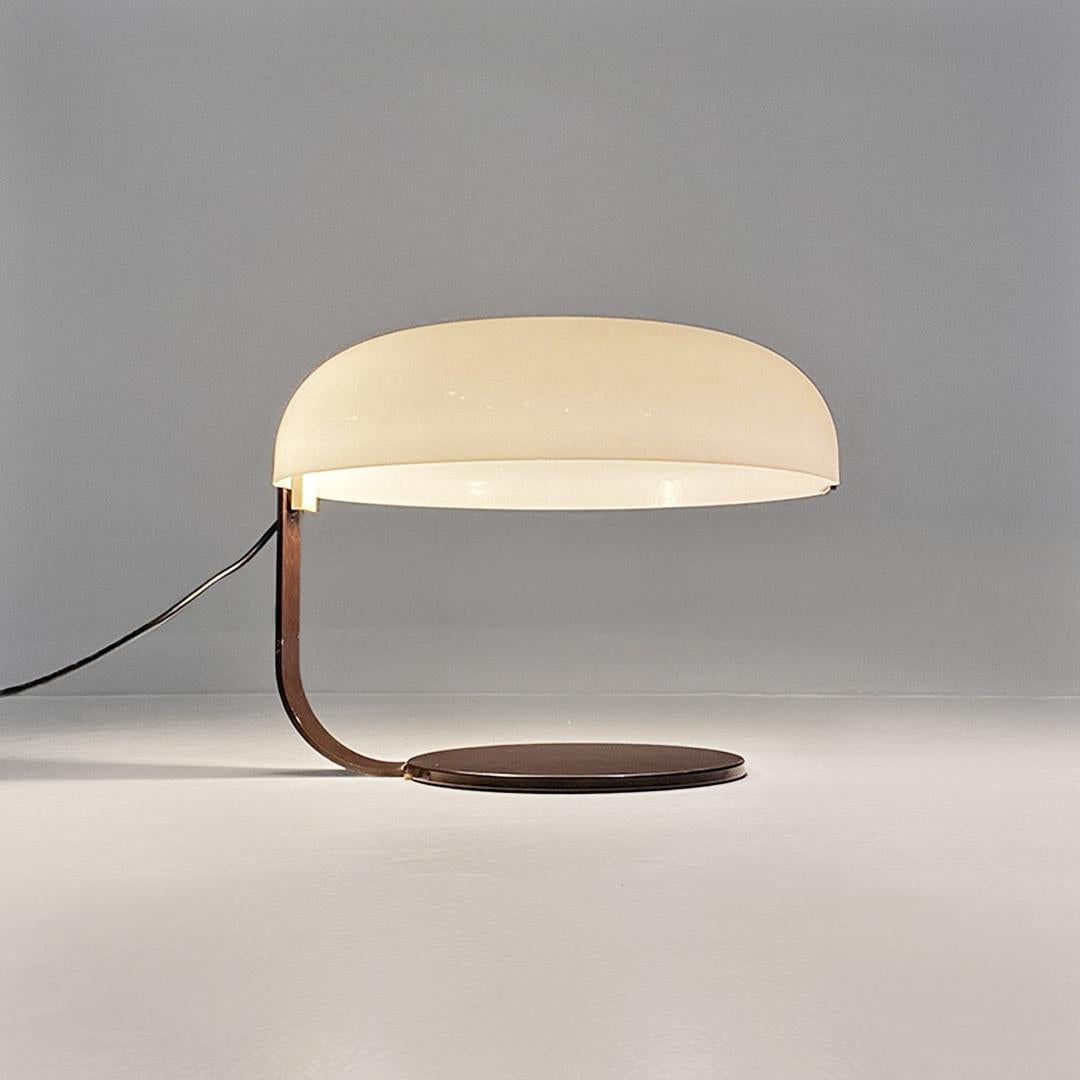 Moderne Lampada da tavolo in metallo marrone e plastica bianca, italiana moderna, 1970s en vente