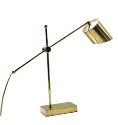 Brass Table Lamp with Jointed and Balancing Arm, Italy 1970s