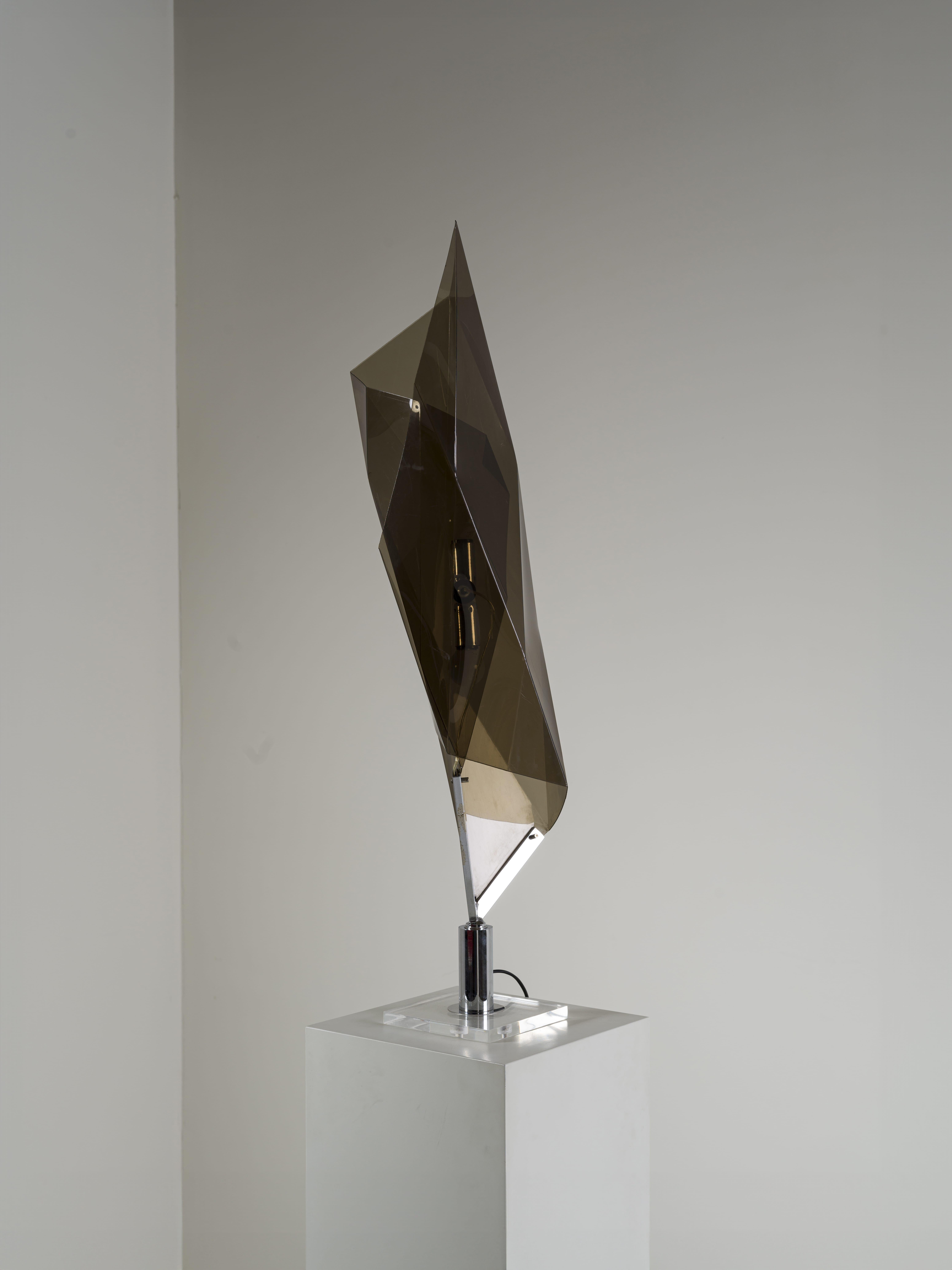Italian Plexiglass Table Lamp by Giuseppe Calonaci for Arcobaleno Italy 70's For Sale