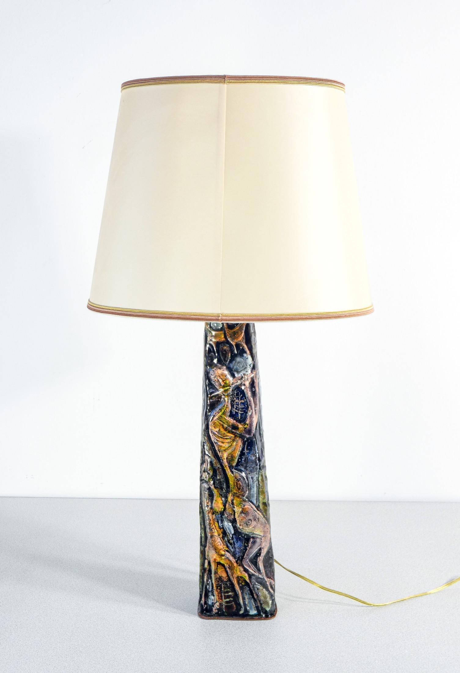 Lampe de table en cuivre émaillé, design Virgilio BARI pour DEL CAMPO. 1960s Bon état - En vente à Torino, IT