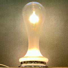 Lampada da Tavolo in Vetro Lattimo Soffiato - A.V. Mazzega - Italia - Anni '70