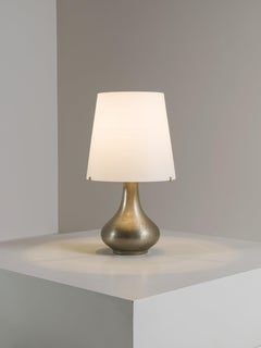 Lampe de table en verre opale Max Ingrand pour Fontana Arte mod. 2344 60's