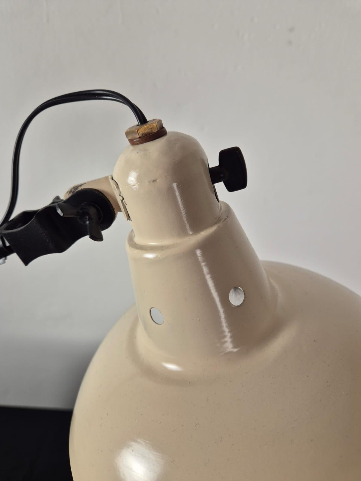 Adjustable industrial table lamp, 1950s For Sale 7