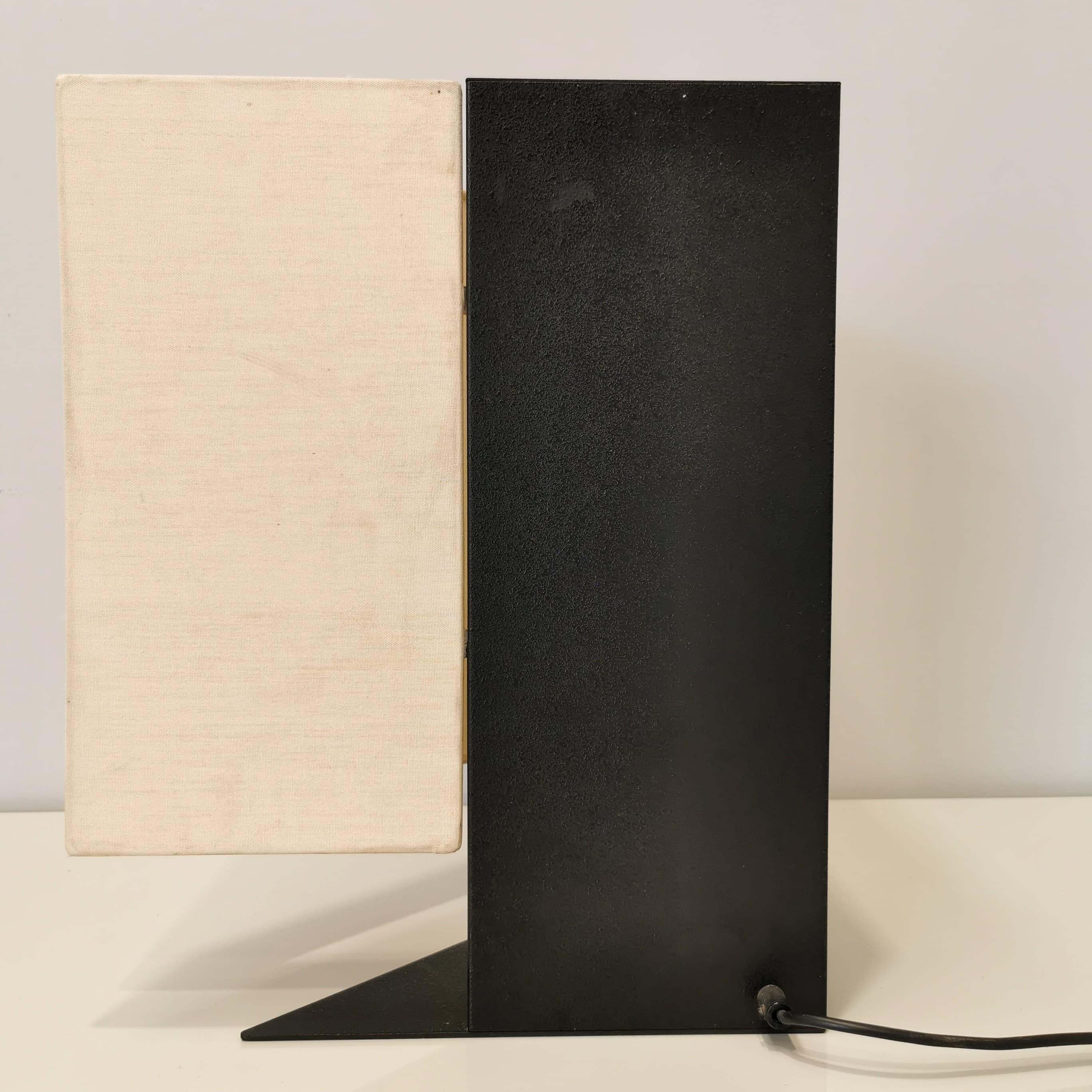 Lampada da tavolo italiana anni 70 modello Accademia  Cini Boeri per Artemide in vendita 8