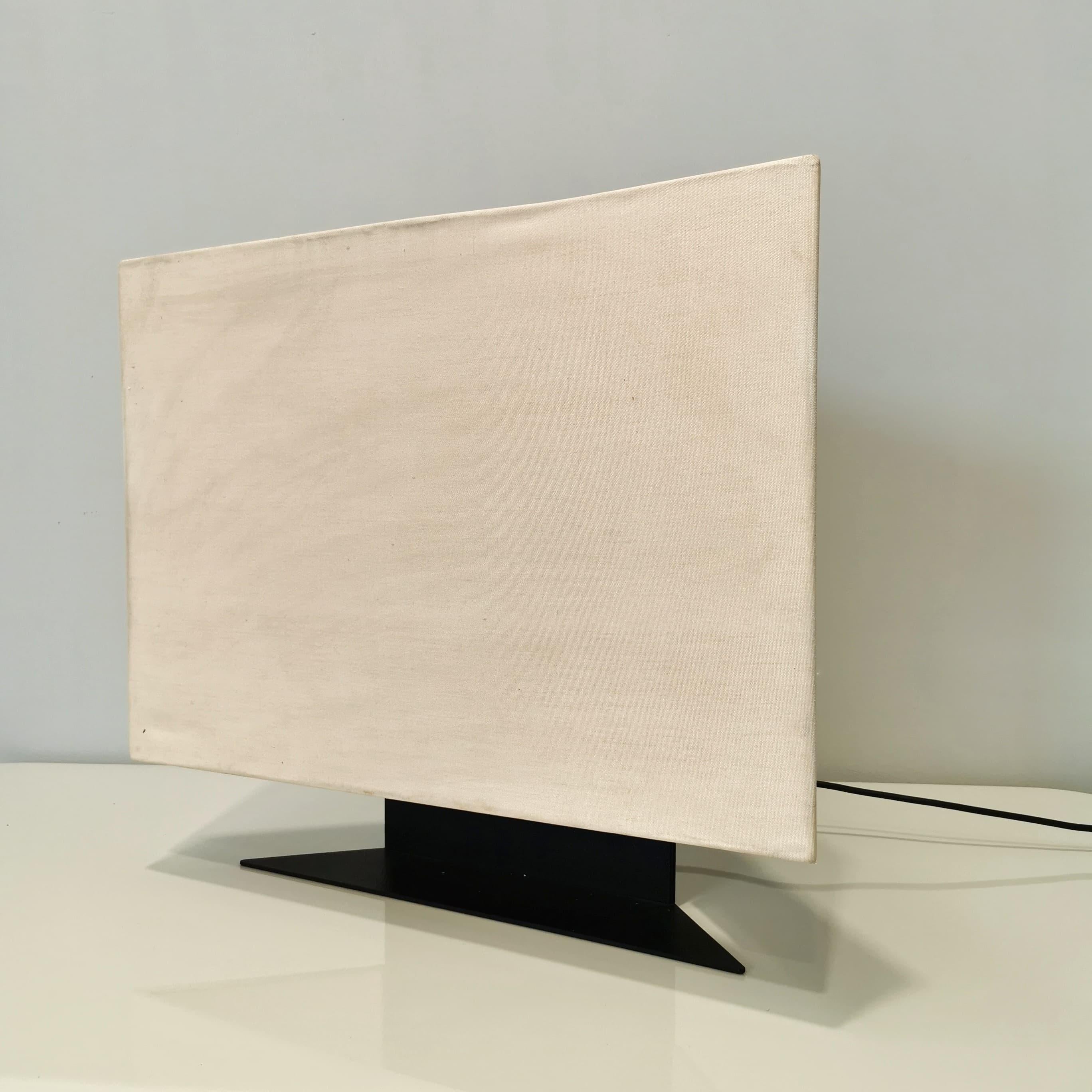 Lampada da tavolo italiana anni 70 modello Accademia  Cini Boeri per Artemide in vendita 9