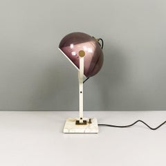 Lampada da tavolo italiana in metallo marmo plexiglas viola, di Lamter, 1950s
