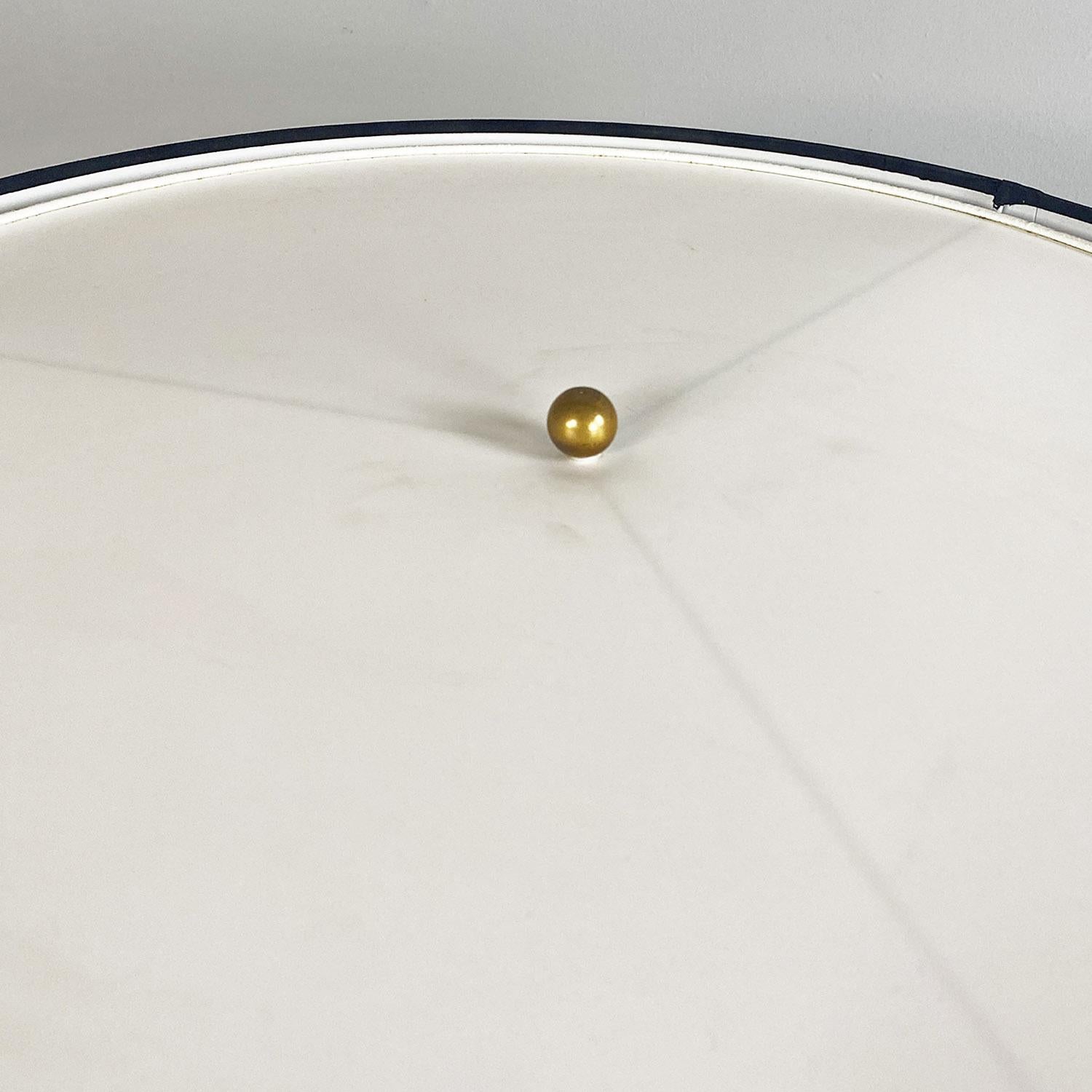 Lampada da tavolo italiana, in plexiglas ottone ceramica e tessuto nero, 1960s In Good Condition For Sale In MIlano, IT