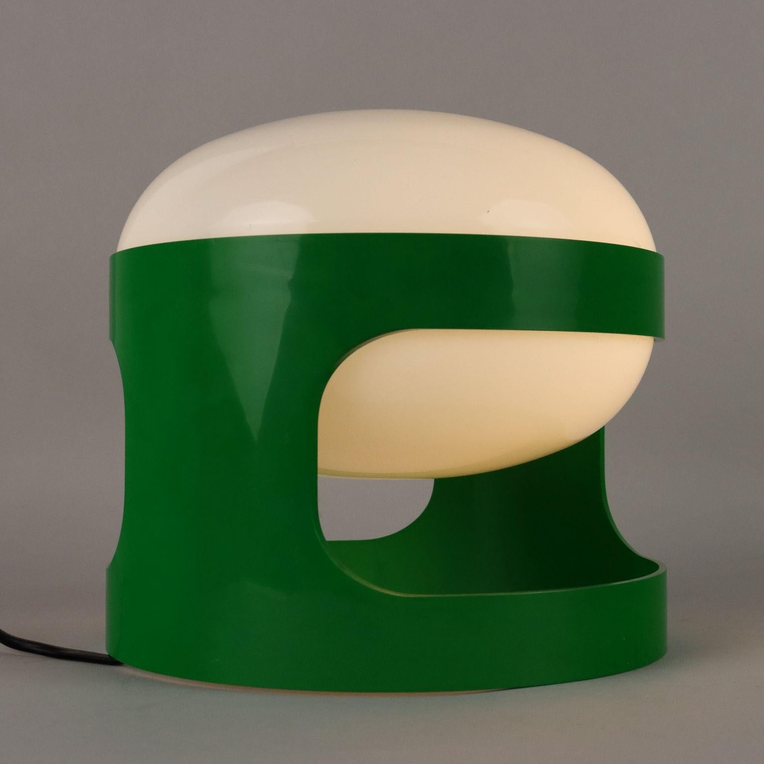 Lampada da Tavolo 'KD 27' di Joe Colombo per Kartell verde anni 70 In Good Condition In Milano, IT