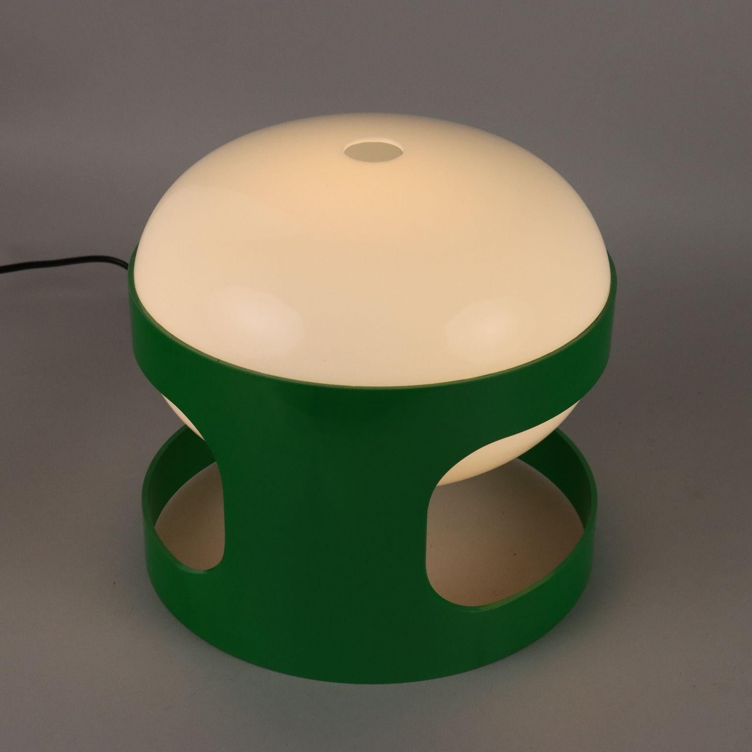 Lampada da Tavolo 'KD 27' di Joe Colombo per Kartell verde anni 70 1