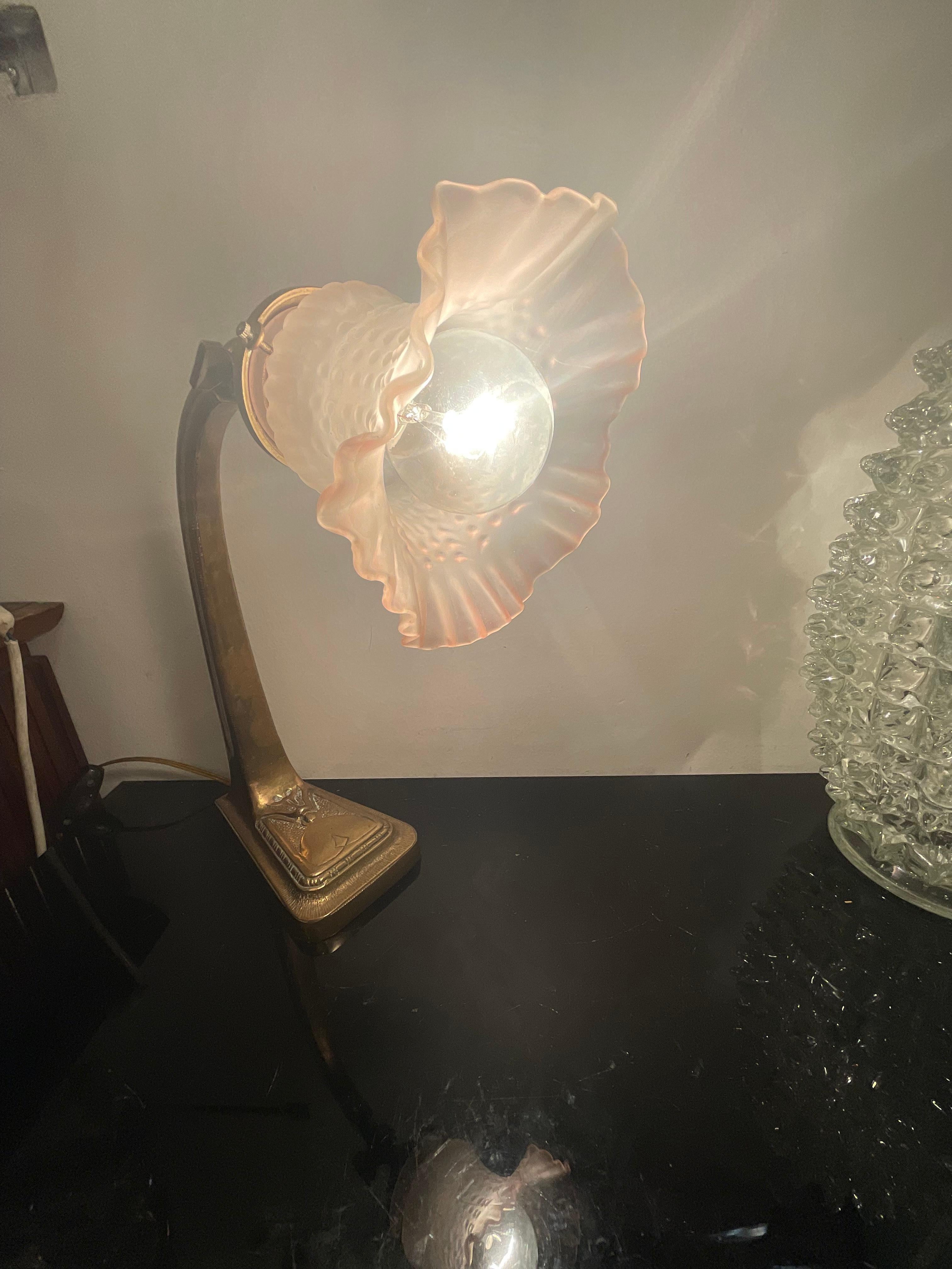Lampada da tavolo LIBERTY - bronzo e vetro - Italia 1925 For Sale 3