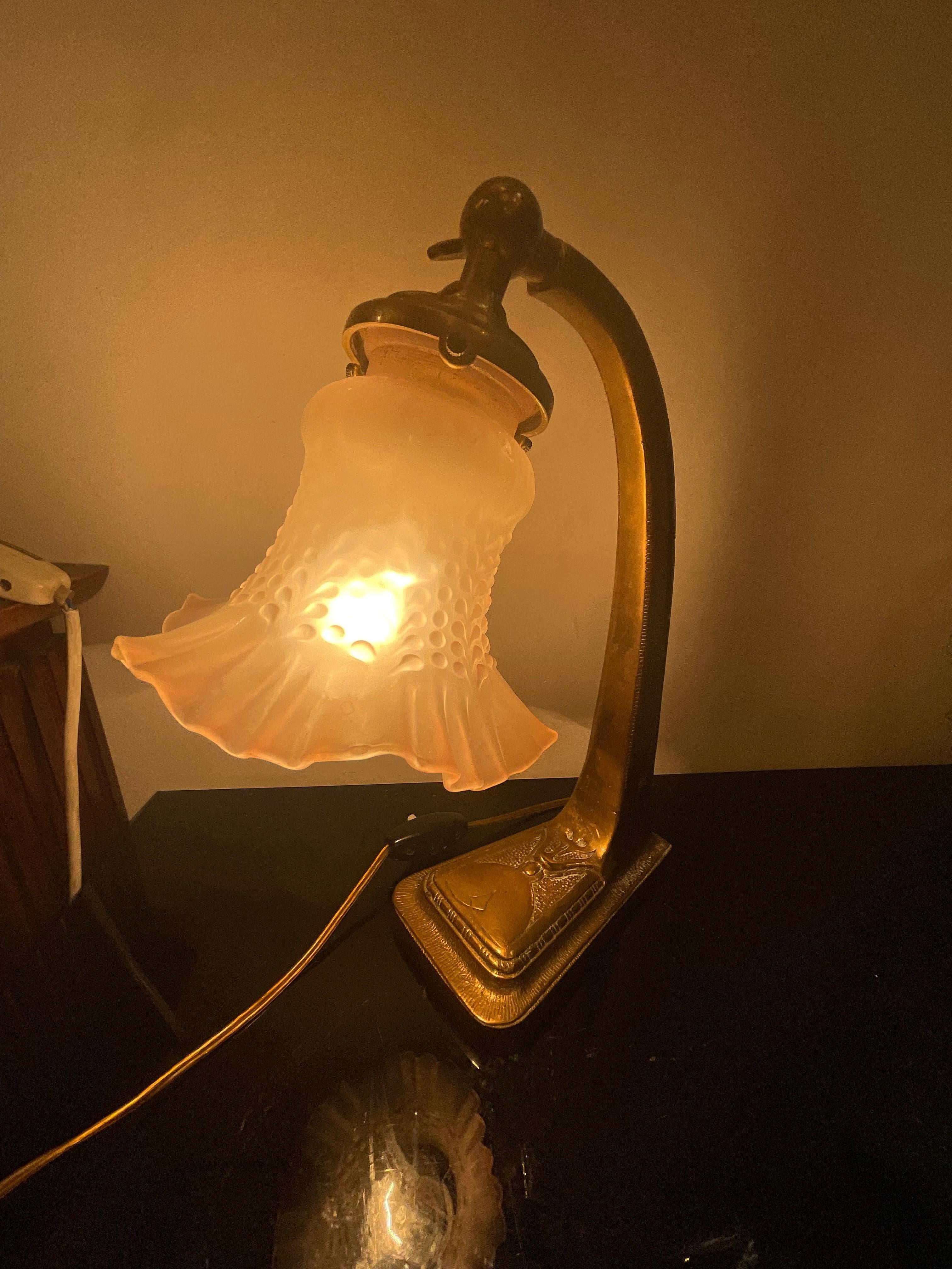 Bronze Lampada da tavolo LIBERTY - bronzo e vetro - Italia 1925 For Sale