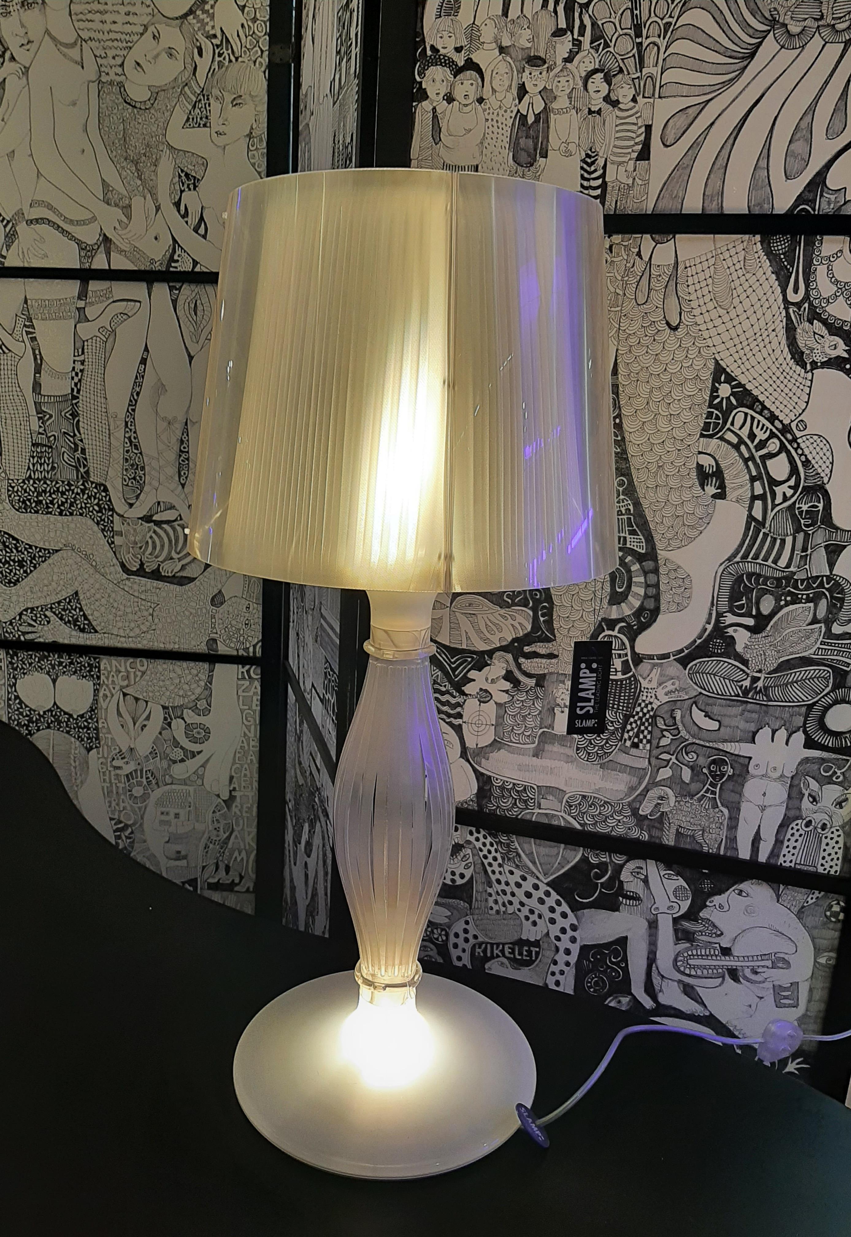Lampe de table Liza produite par Slamp en vente 7