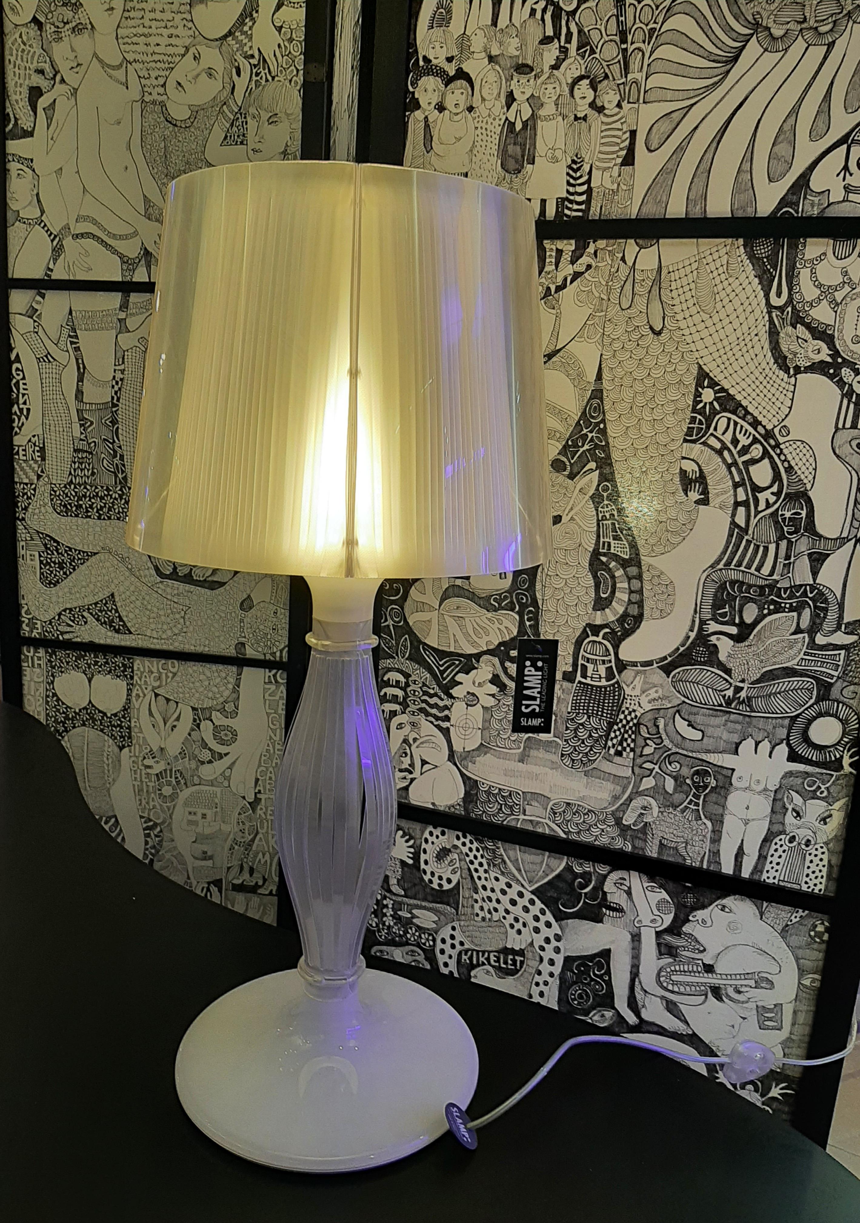 Contemporain Lampe de table Liza produite par Slamp en vente