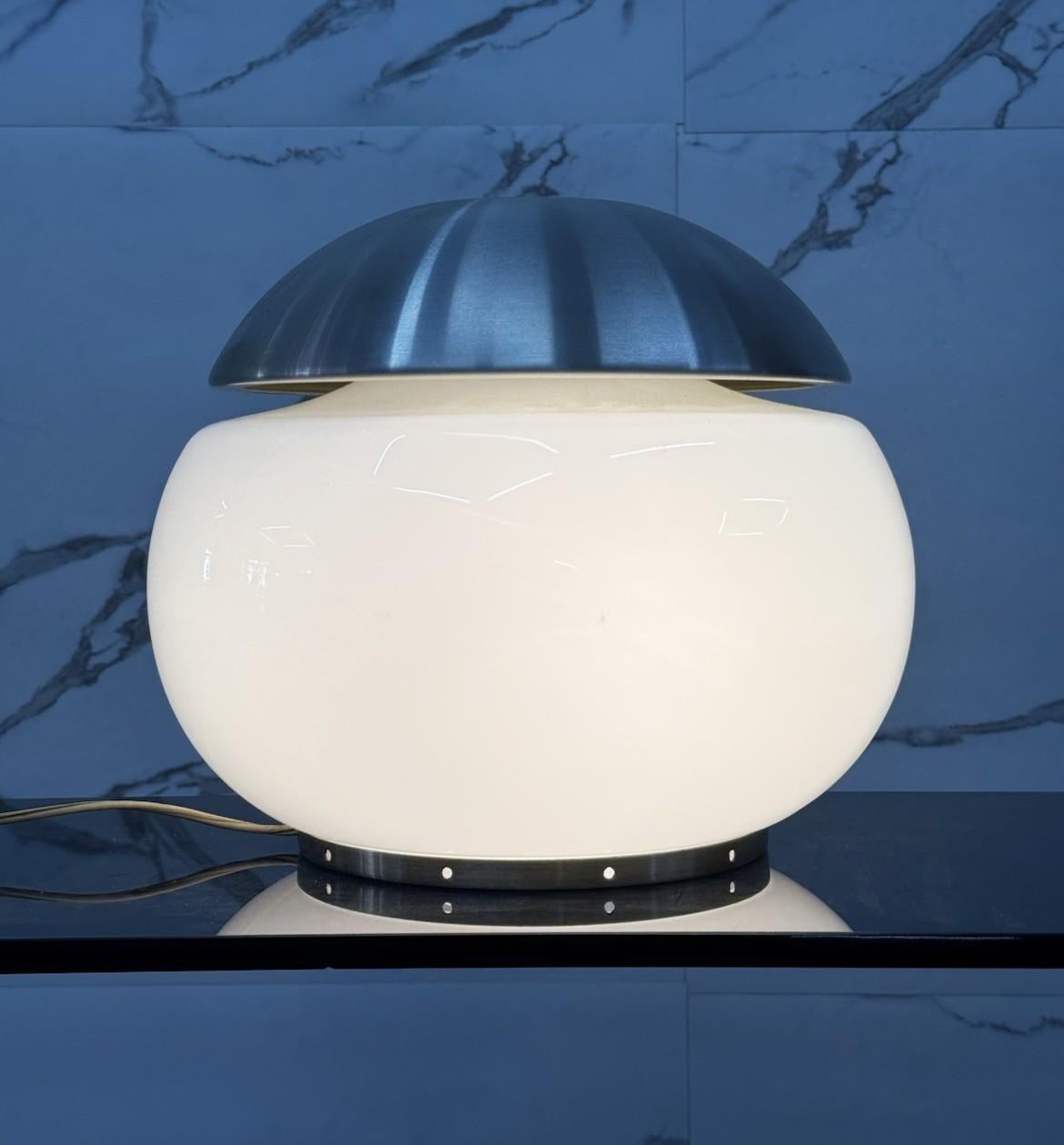 Ère spatiale Lampada Da Tavolo Lumi Milano Pia Guidetti Crippa Design Anni ‘70 en vente