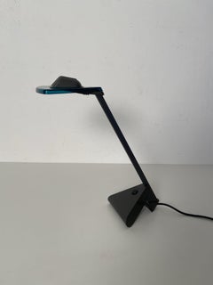 Mantis 420 table lamp, Perry King and Santiago Miranda for Arteluce, 1970