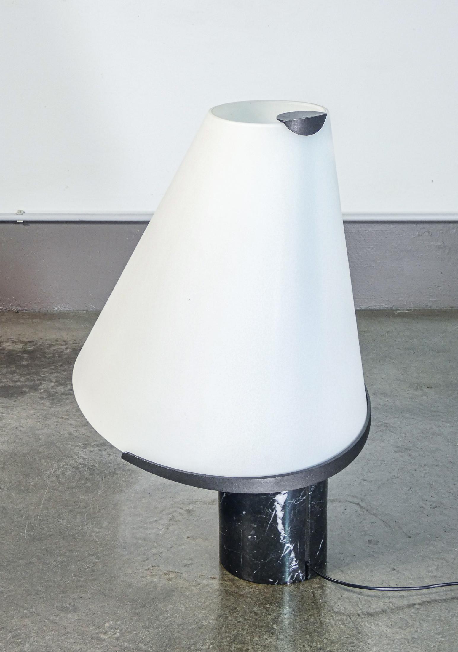 Micene table lamp, design Renato TOSO & Noti MASSARI for LEUCOS. 1990s For Sale 4