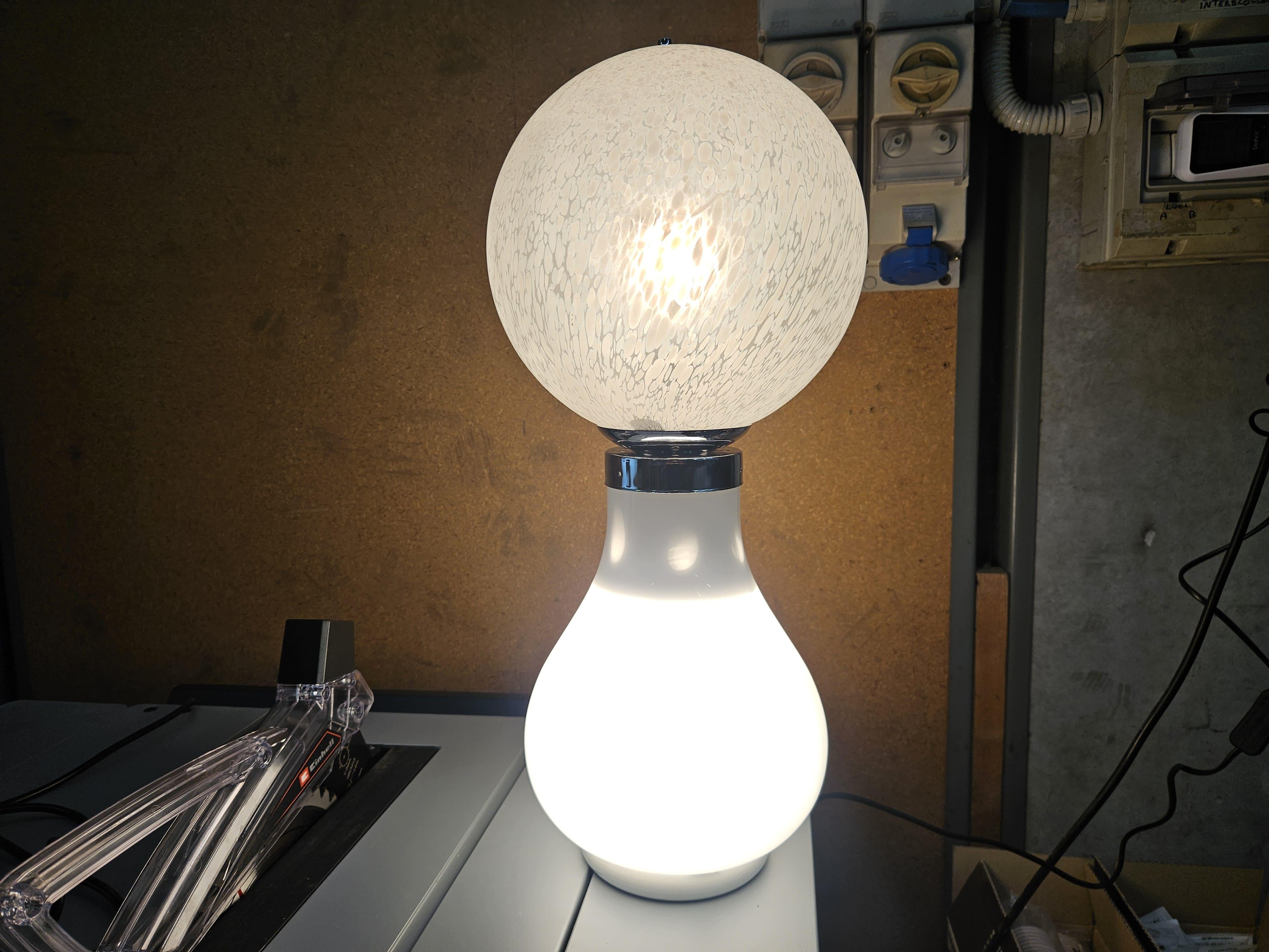 Lampe de table à deux lumières en verre de Murano du milieu du siècle, 1970 en vente 8