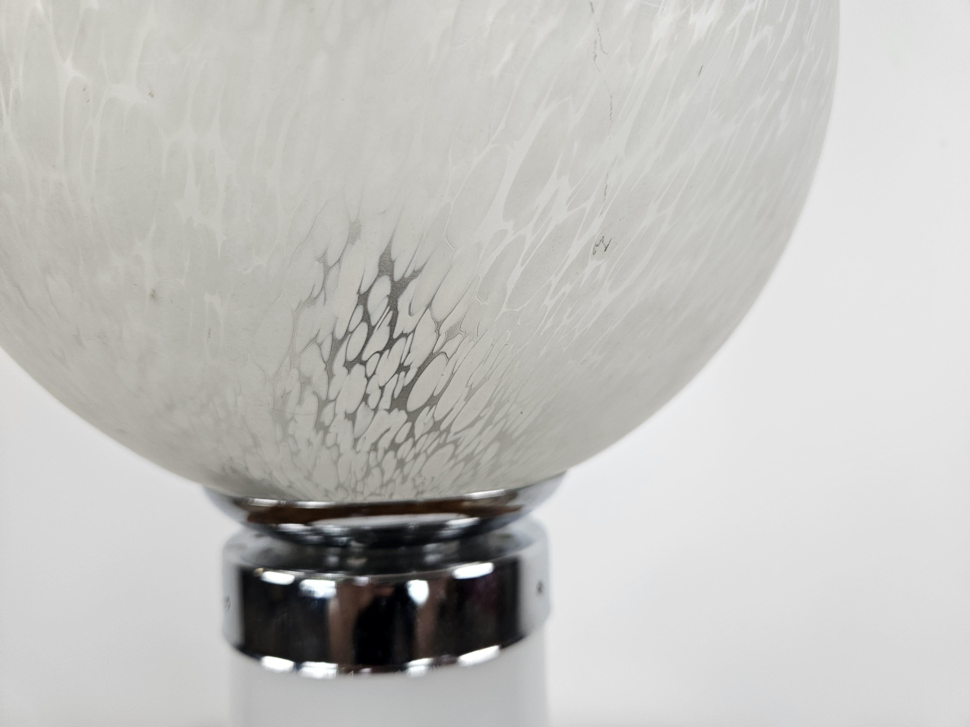 Métal Lampe de table à deux lumières en verre de Murano du milieu du siècle, 1970 en vente