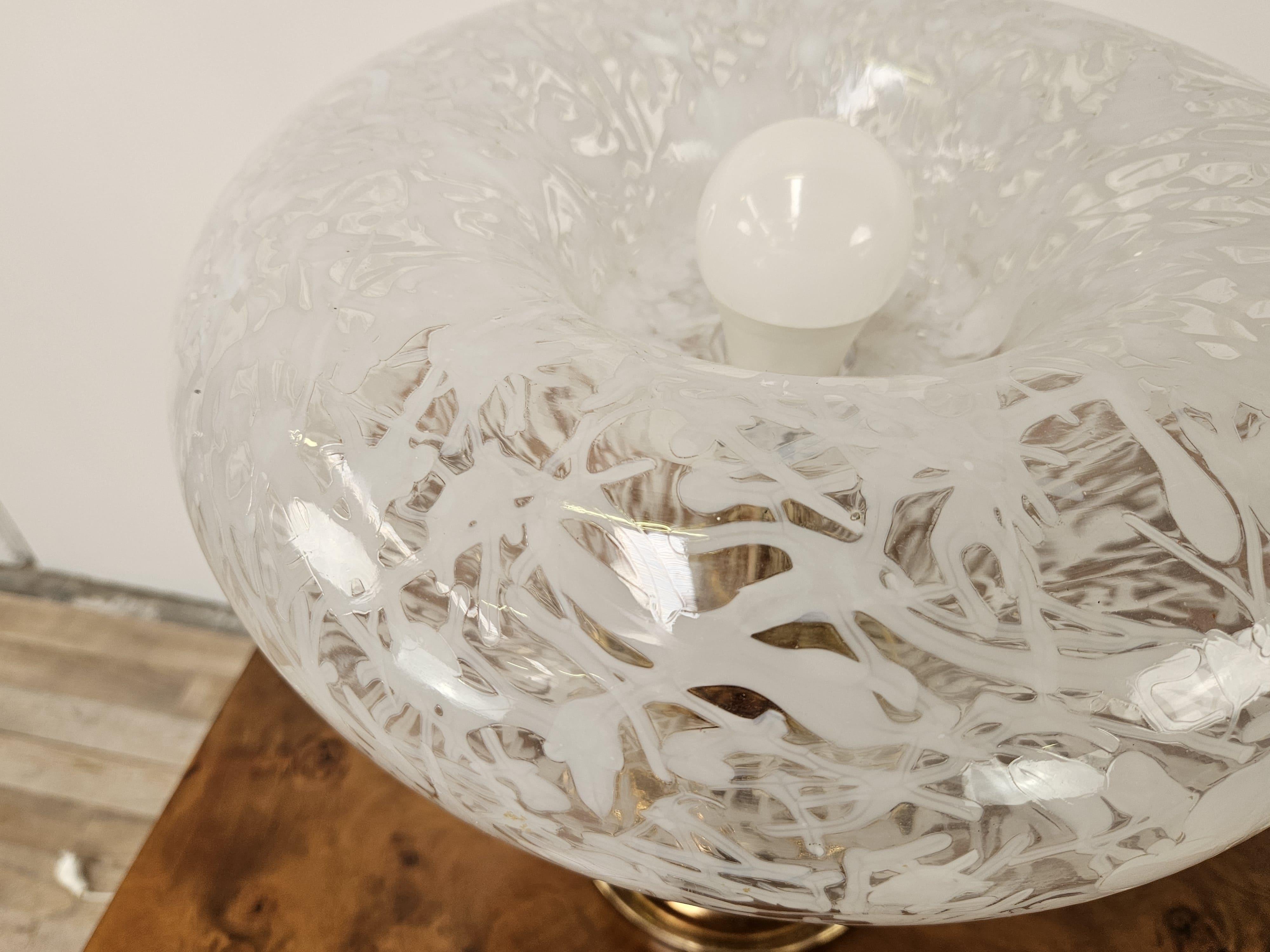 Late 20th Century Mid Century table lamp made of worked glass and gilded metal 20th century For Sale