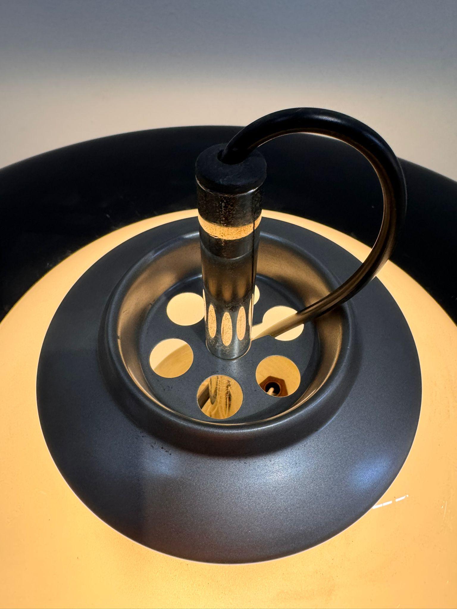 Lampada da tavolo 