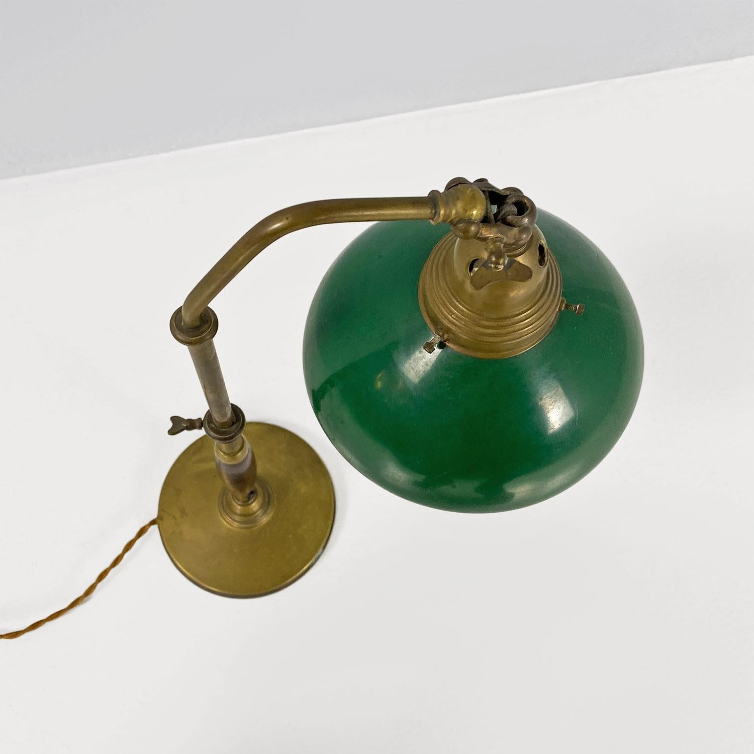 Ministerial table lamp, Italian, gilded metal and green, ca. 1920. For Sale 6